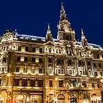 Apartman Comfy 4u At New York Cafe Budapest