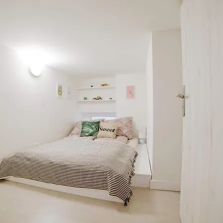 Apartamento Comfy With Ac At New York Cafe Budapest